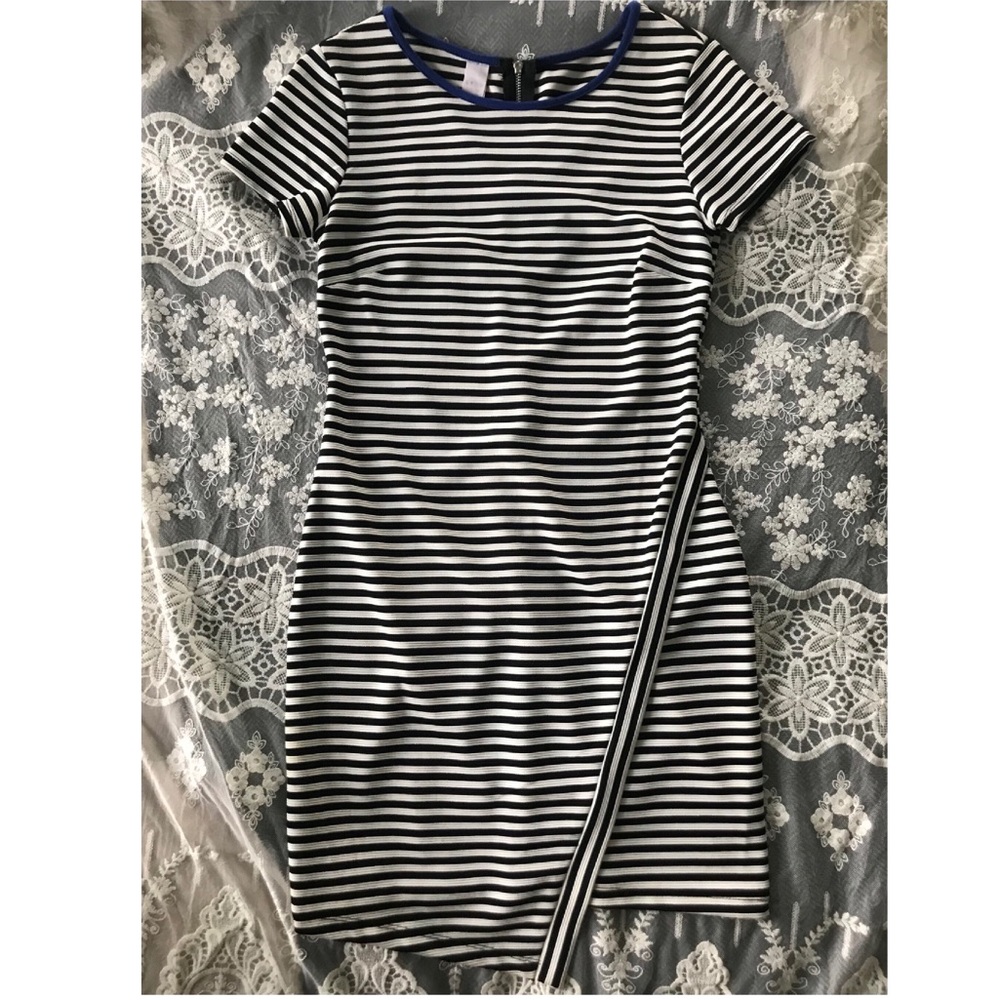 Form fitting asymmetrical dress